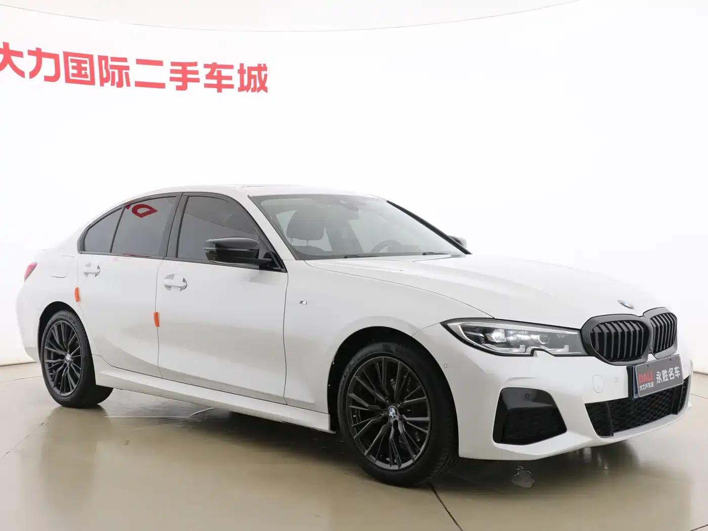 2021 BMW 3 Series 325i M Sport Shadow Edition — миниатюра 3