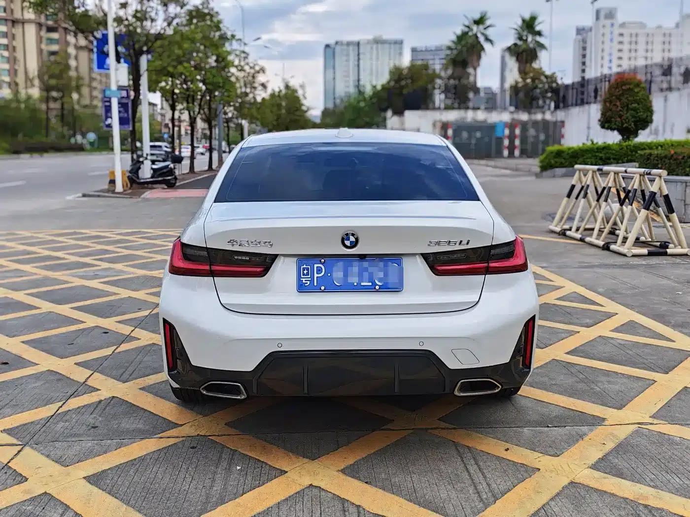 2024 BMW 3 Series 325Li M Sport Shadow Edition — миниатюра 7