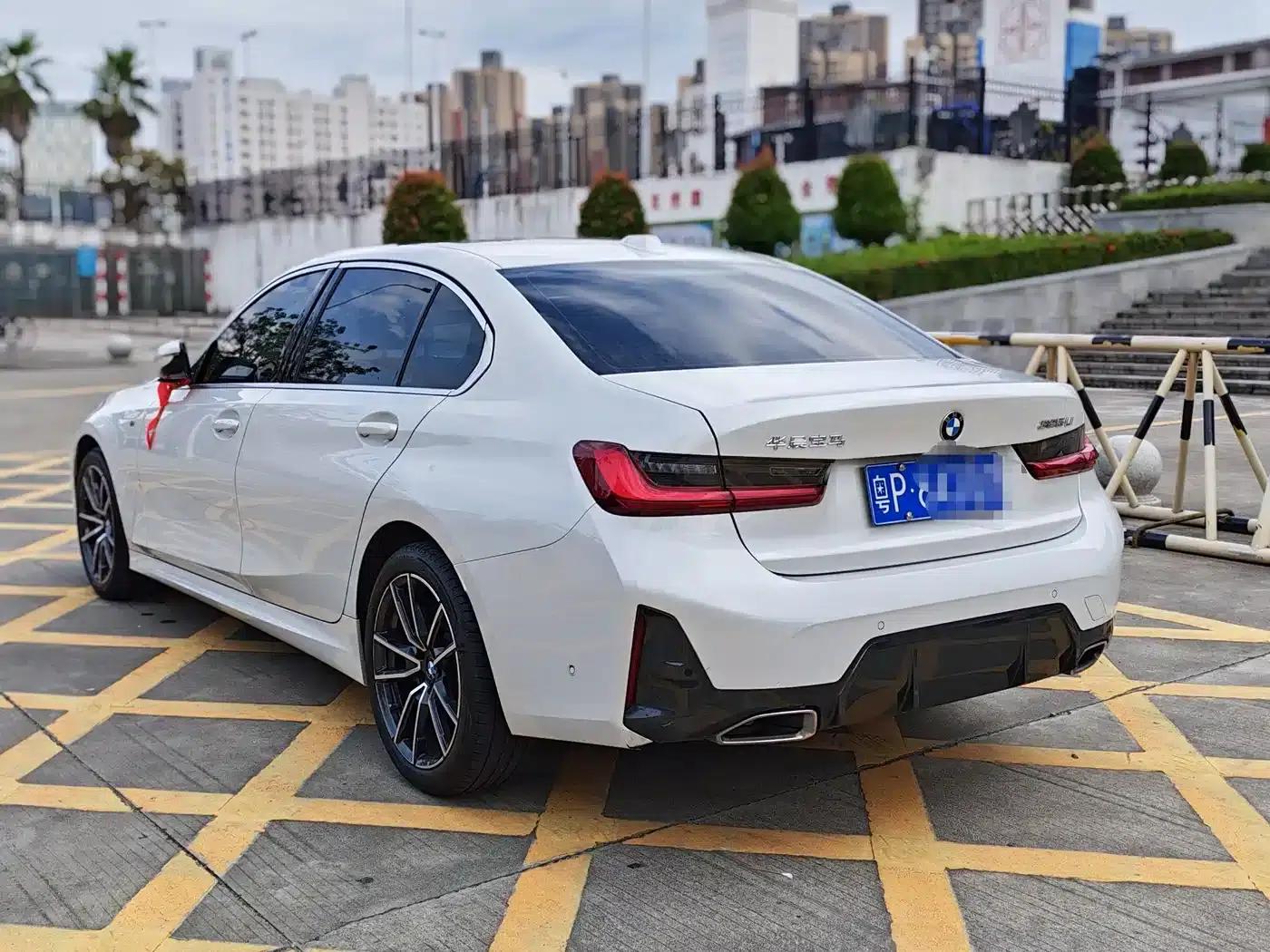 2024 BMW 3 Series 325Li M Sport Shadow Edition — миниатюра 9
