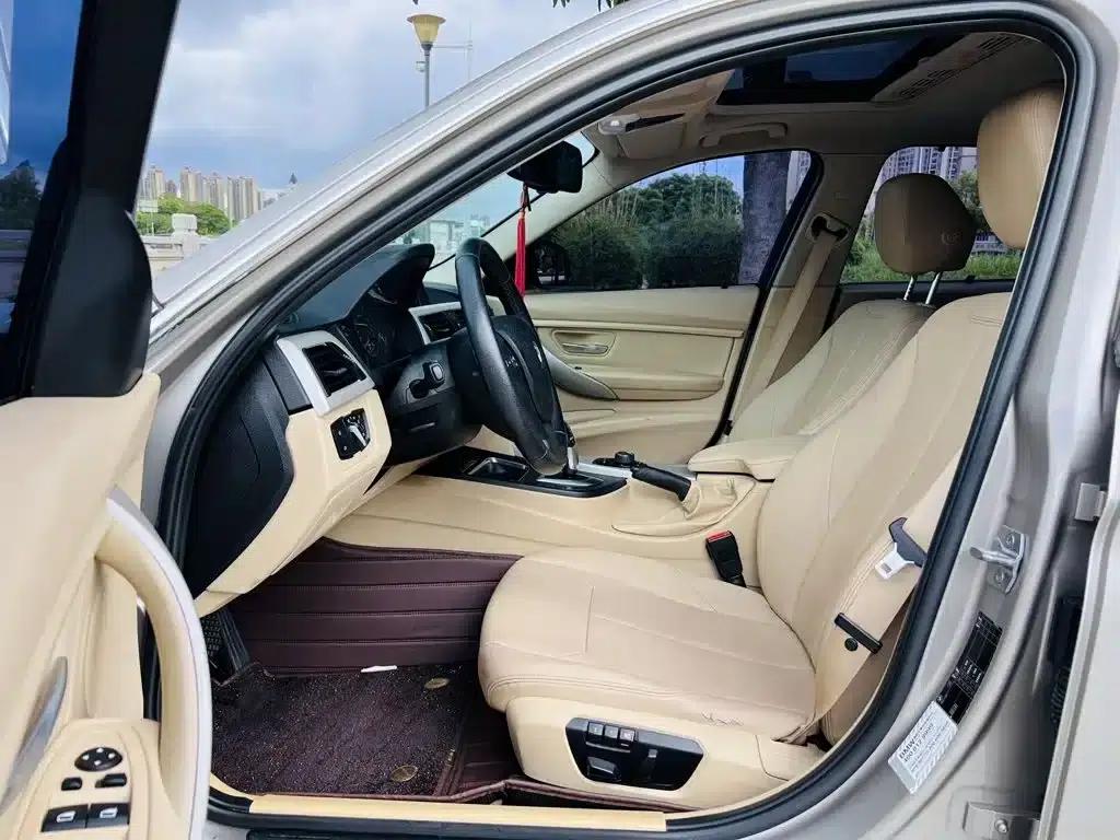 BMW 3 Series 2015 320Li Super Enjoyment Edition Fashion Model — миниатюра 4