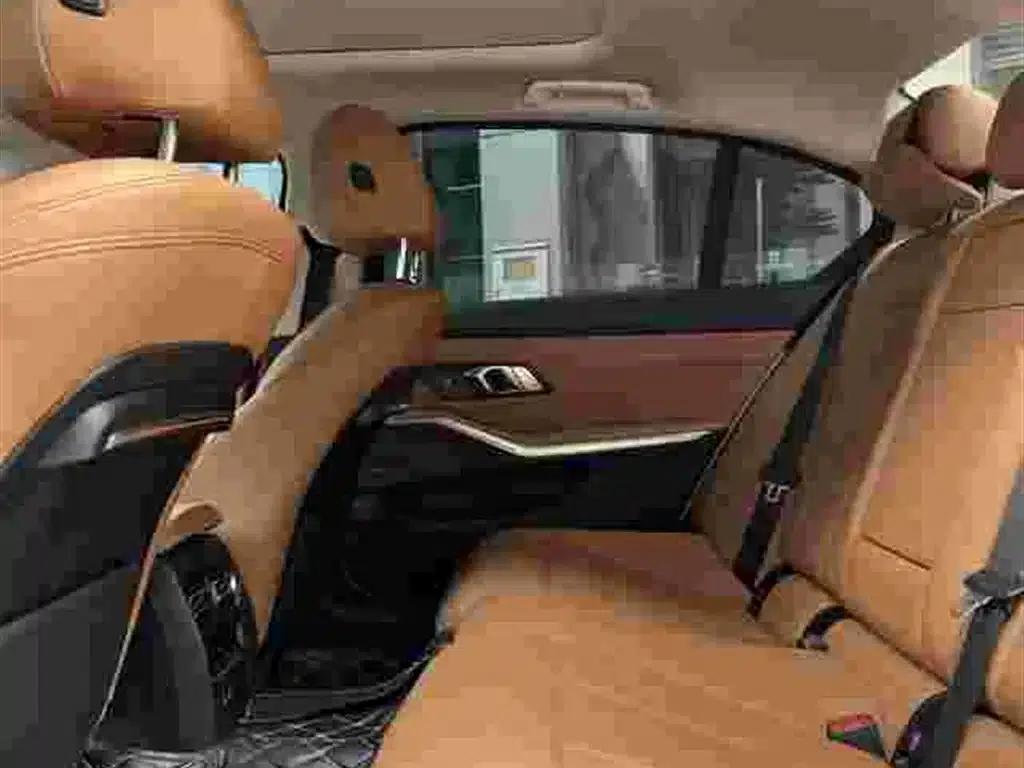 2020 BMW 3 Series 325Li M Sport Shadow Edition — миниатюра 5