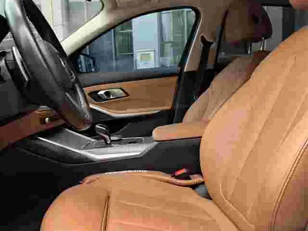 2020 BMW 3 Series 325Li M Sport Shadow Edition — миниатюра 6