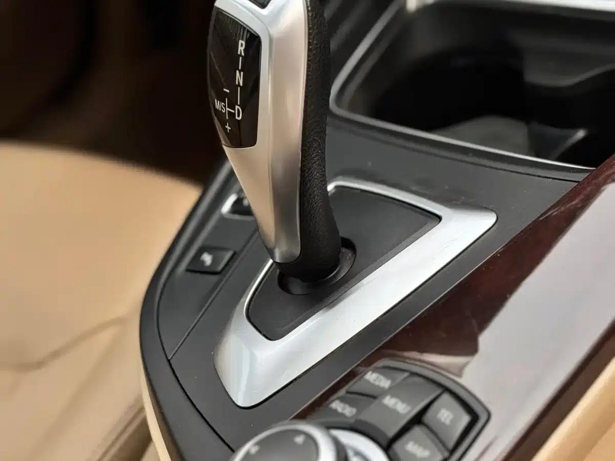2013 BMW 3 Series 320Li Luxury Design Package — миниатюра 21