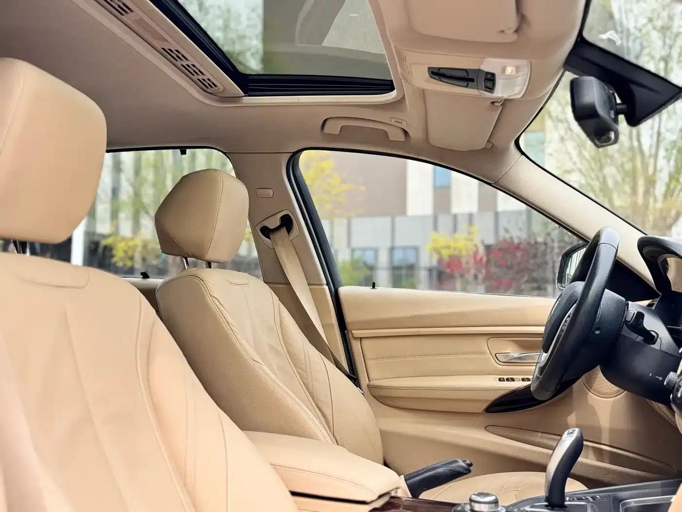 2013 BMW 3 Series 320Li Luxury Design Package — миниатюра 22