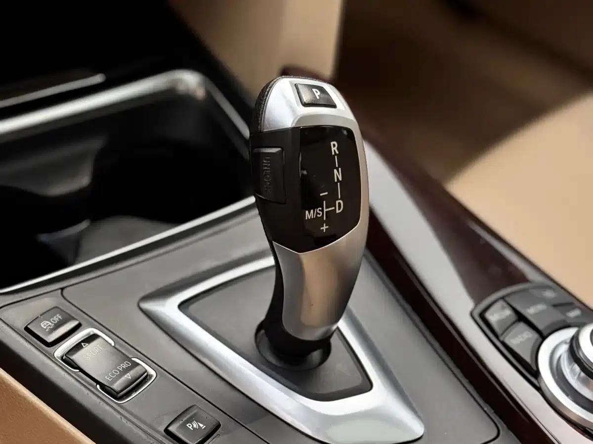 2013 BMW 3 Series 320Li Luxury Design Package — миниатюра 8