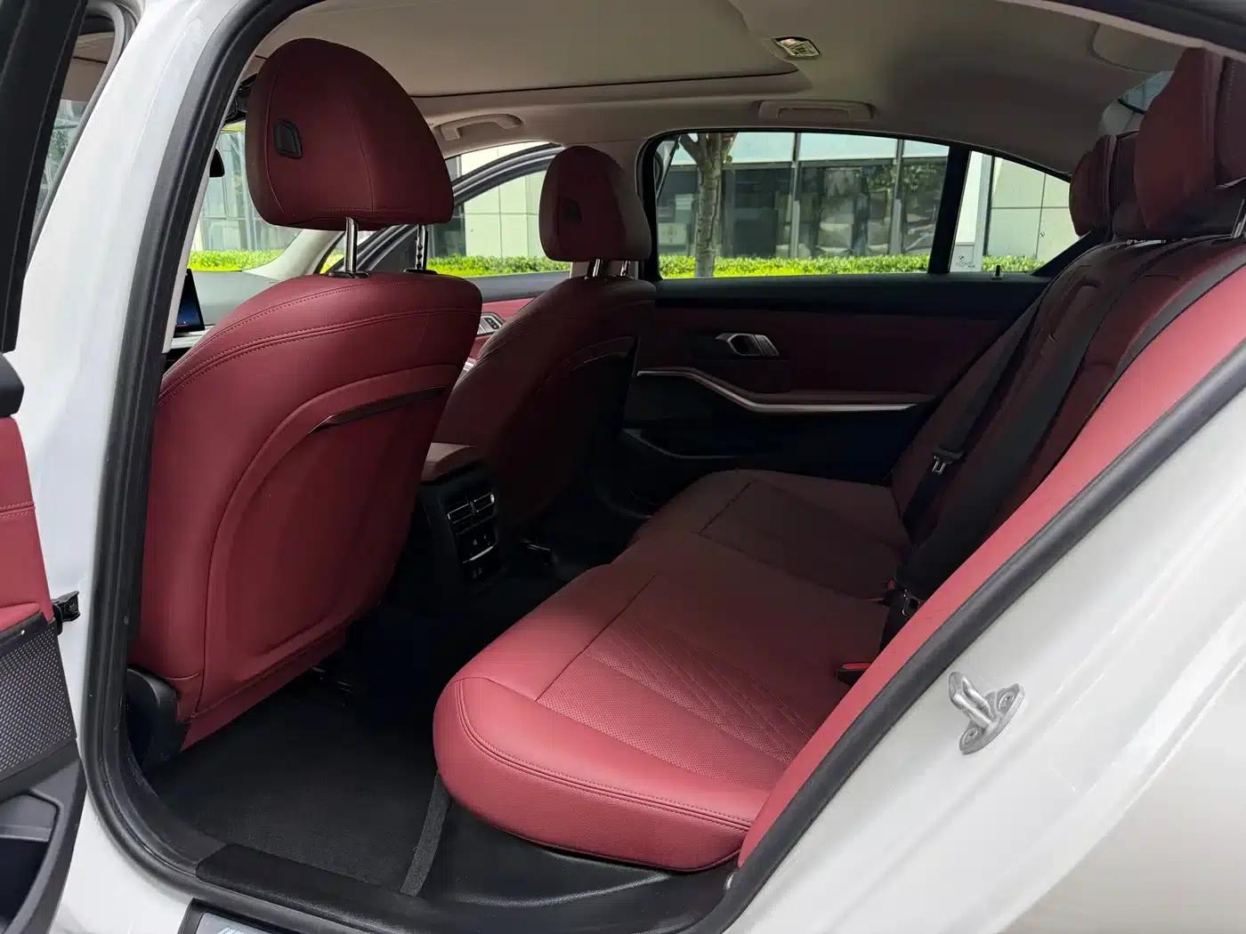 2025 BMW 3 Series 325Li M Sport Package — миниатюра 12