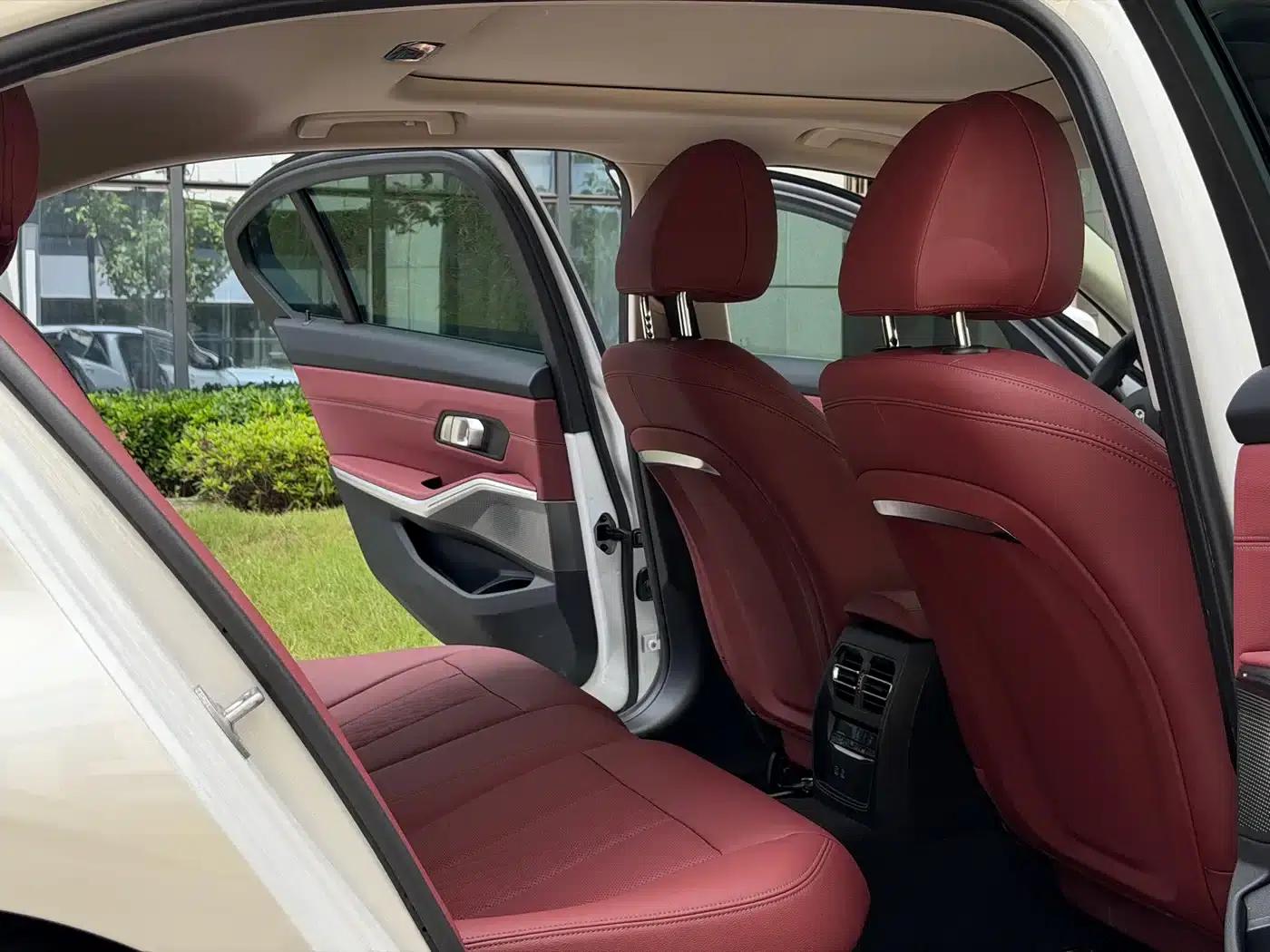 2025 BMW 3 Series 325Li M Sport Package — миниатюра 13