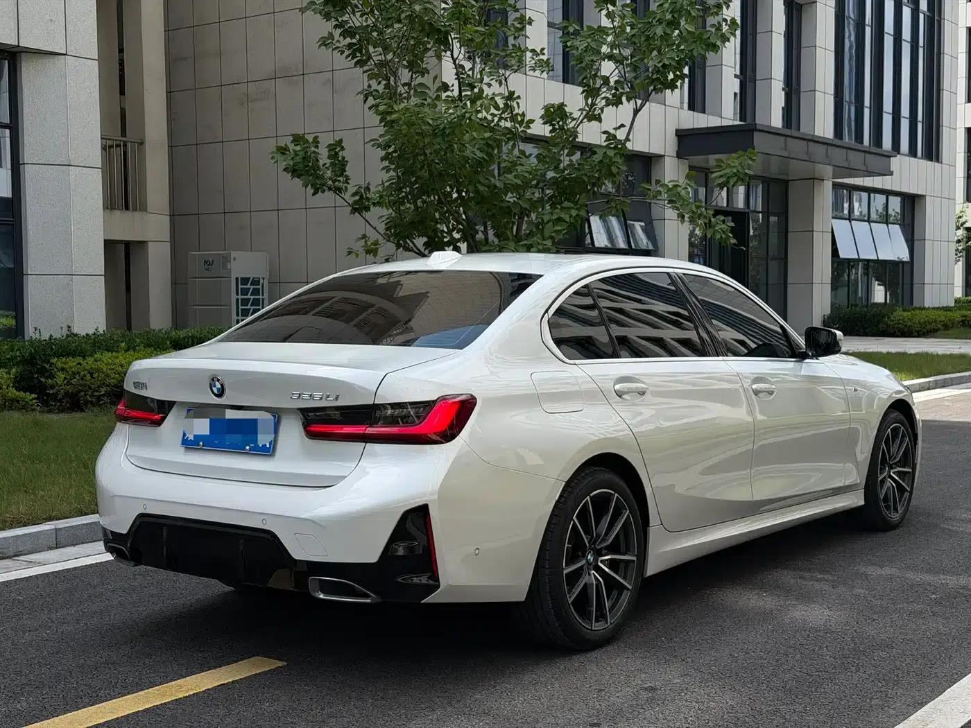 2025 BMW 3 Series 325Li M Sport Package — миниатюра 6