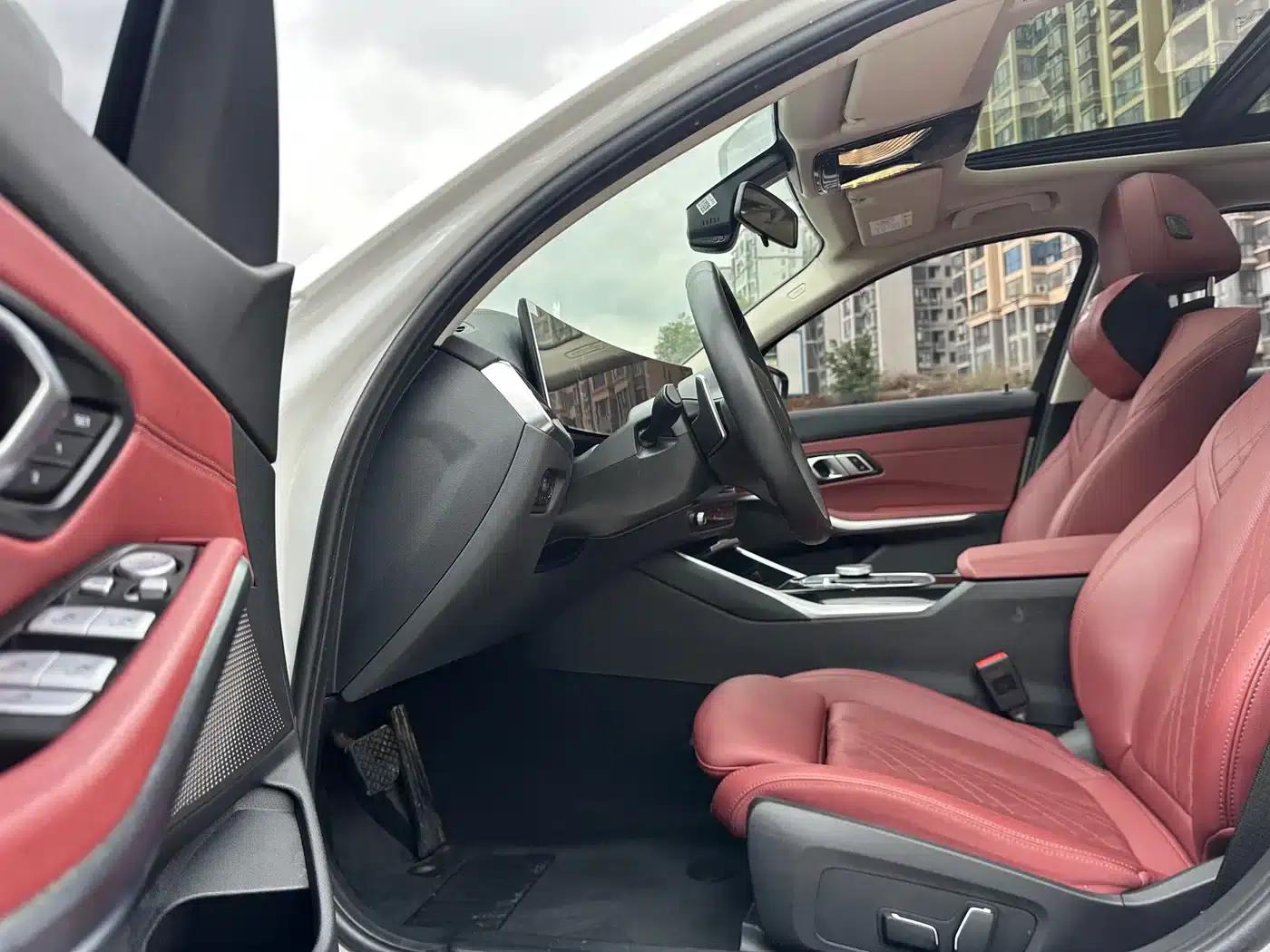 2024 BMW 3 Series 320Li M Sport Package — миниатюра 9