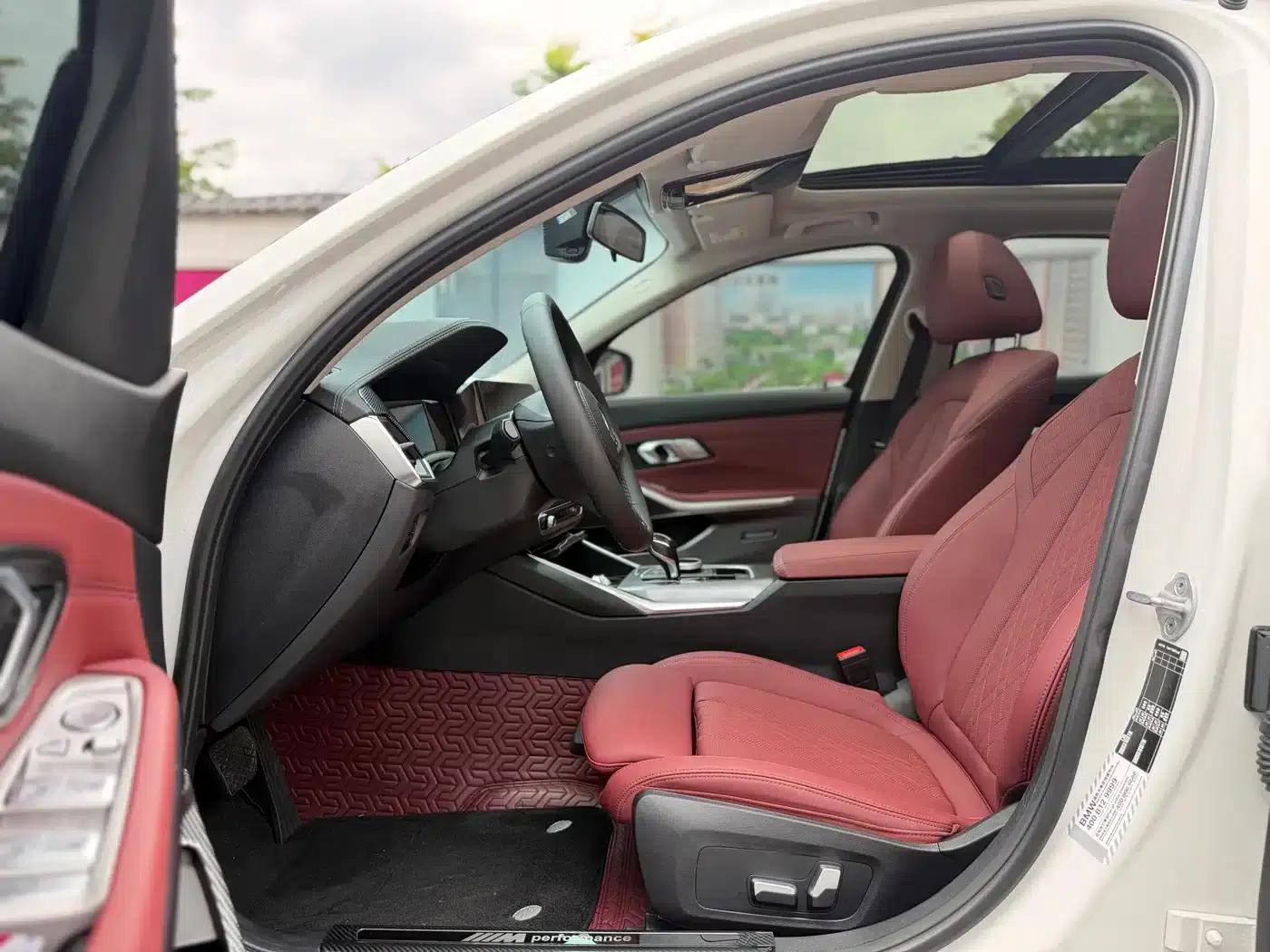 2022 BMW 3 Series 320Li M Sport Package — миниатюра 12