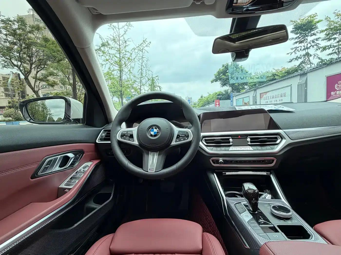 2022 BMW 3 Series 320Li M Sport Package — миниатюра 14