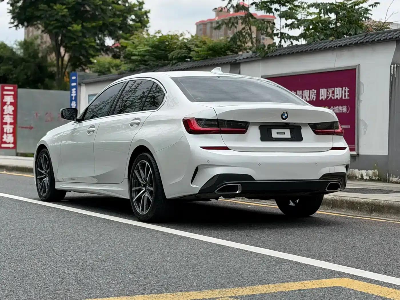 2022 BMW 3 Series 320Li M Sport Package — миниатюра 6