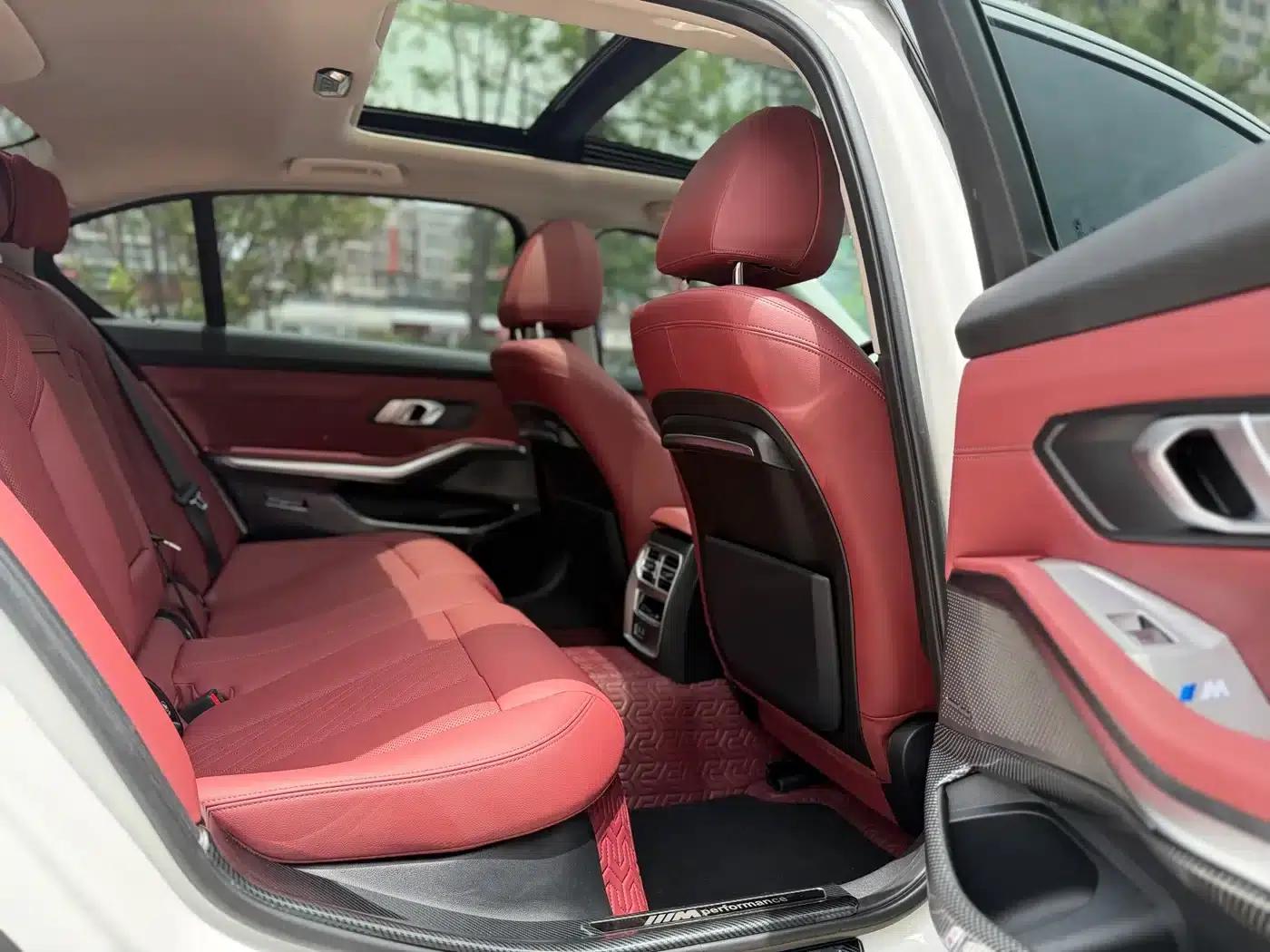 2022 BMW 3 Series 320Li M Sport Package — миниатюра 10
