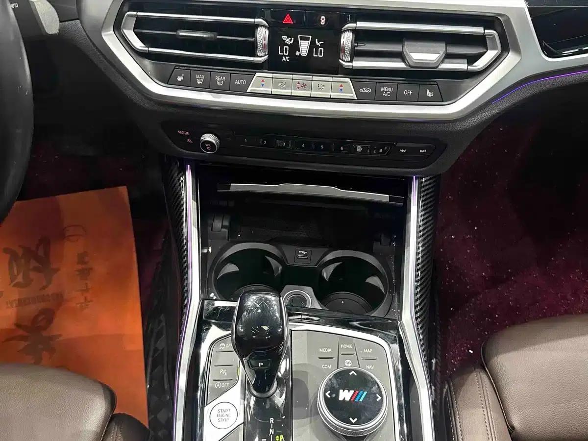 2022 BMW 3 Series 320Li M Sport Package — миниатюра 11