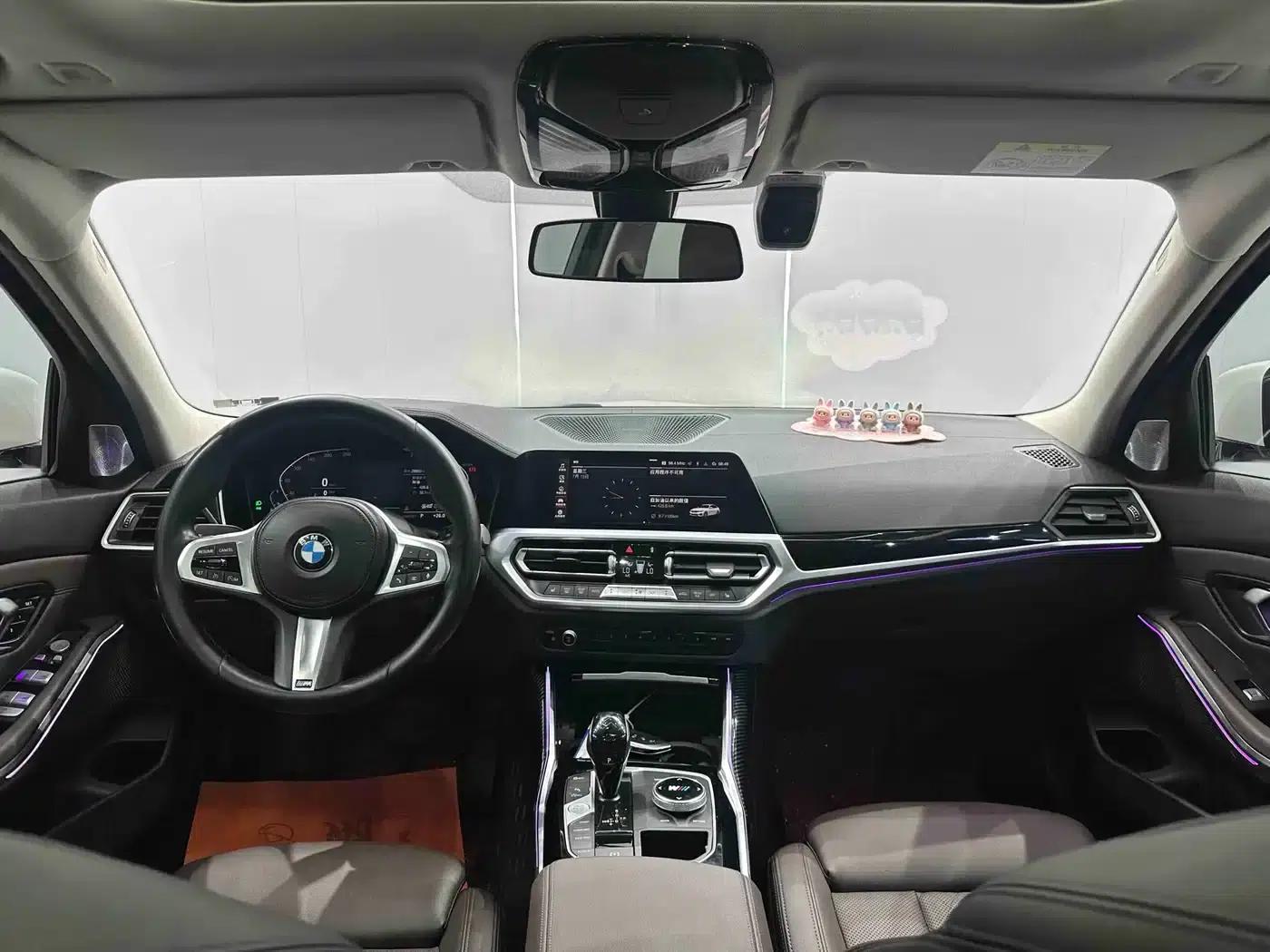 2022 BMW 3 Series 320Li M Sport Package — миниатюра 12