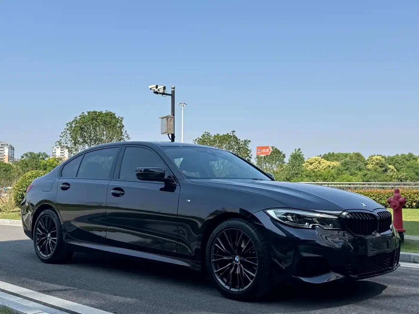 2020 BMW 3 Series 325Li M Sport Shadow Edition — миниатюра 3