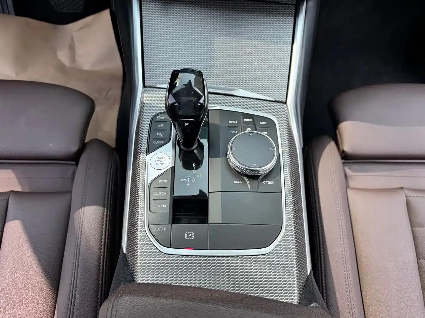 2020 BMW 3 Series 325Li M Sport Shadow Edition — миниатюра 24