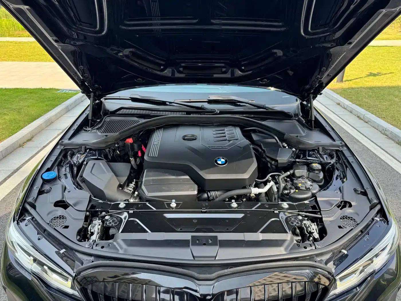 2020 BMW 3 Series 325Li M Sport Shadow Edition — миниатюра 29