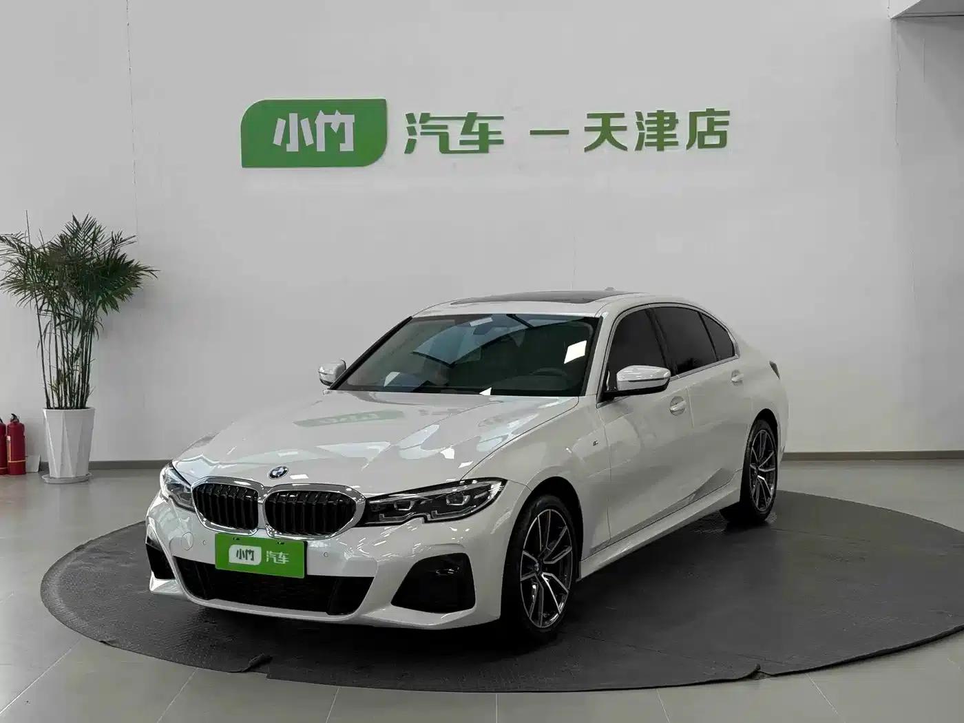 2022 BMW 3 Series 320Li M Sport Package — миниатюра 1