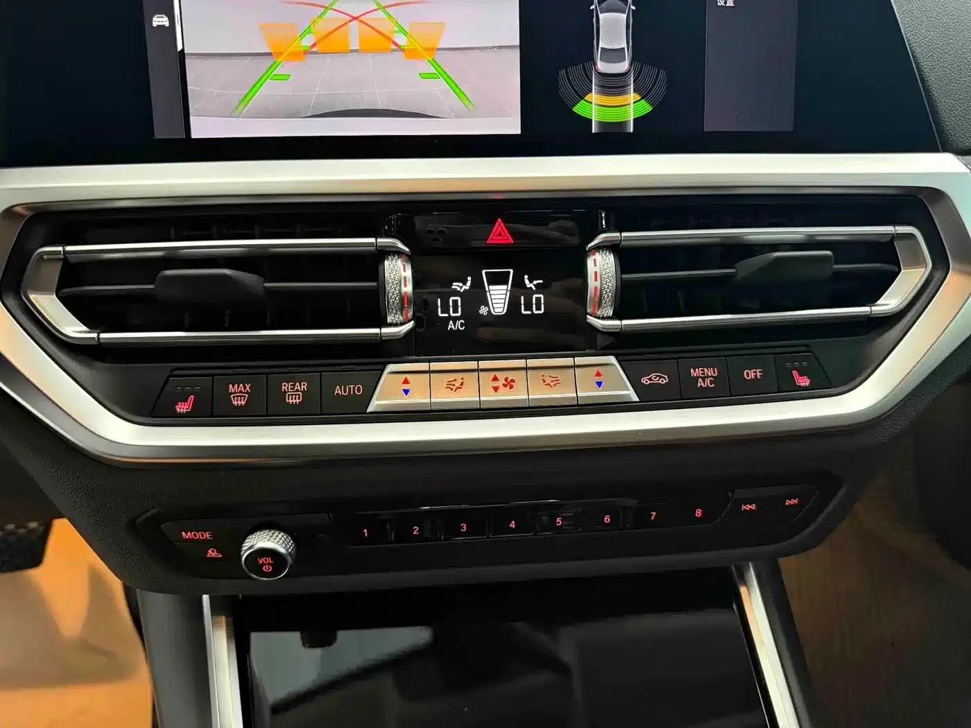 2022 BMW 3 Series 320Li M Sport Package — миниатюра 14