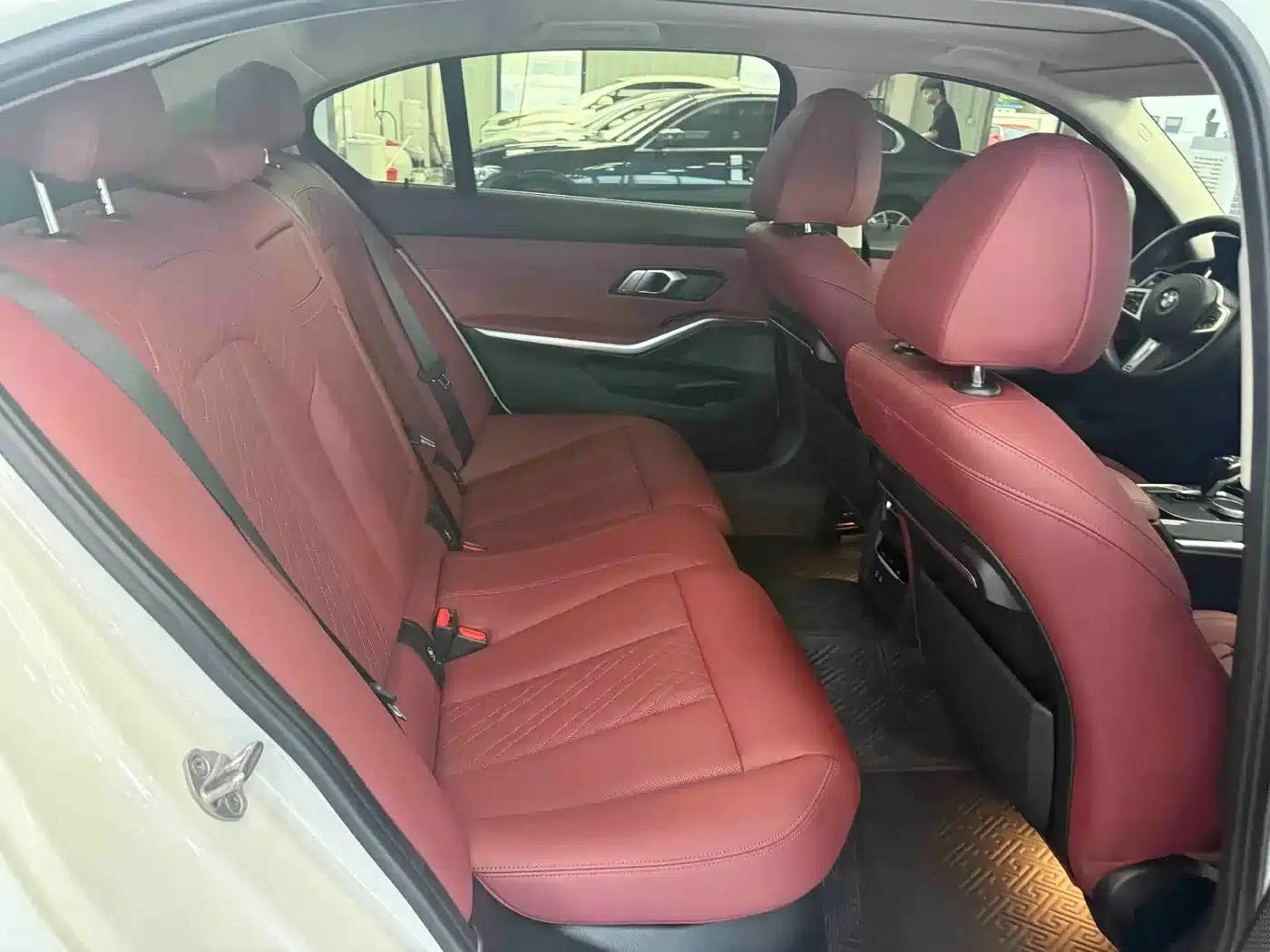 2022 BMW 3 Series 320Li M Sport Package — миниатюра 18