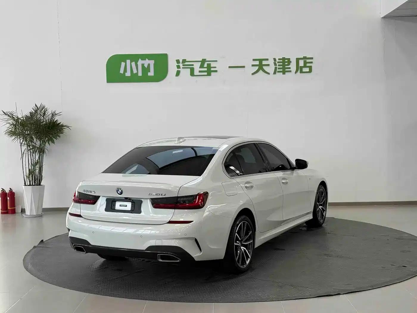 2022 BMW 3 Series 320Li M Sport Package — миниатюра 3