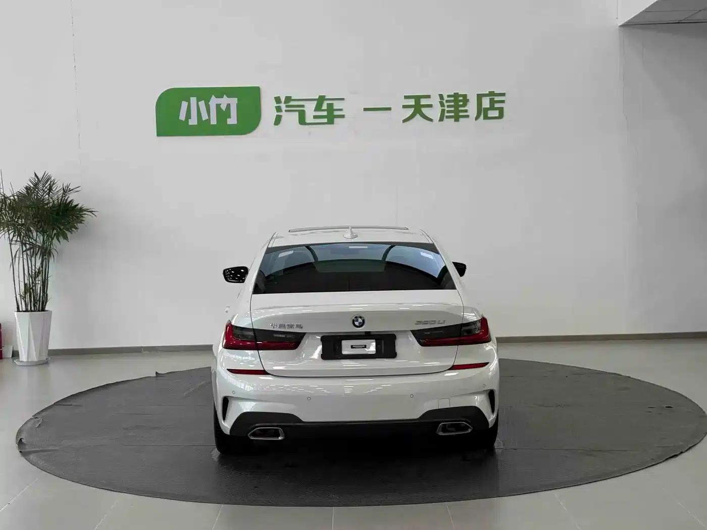 2022 BMW 3 Series 320Li M Sport Package — миниатюра 5