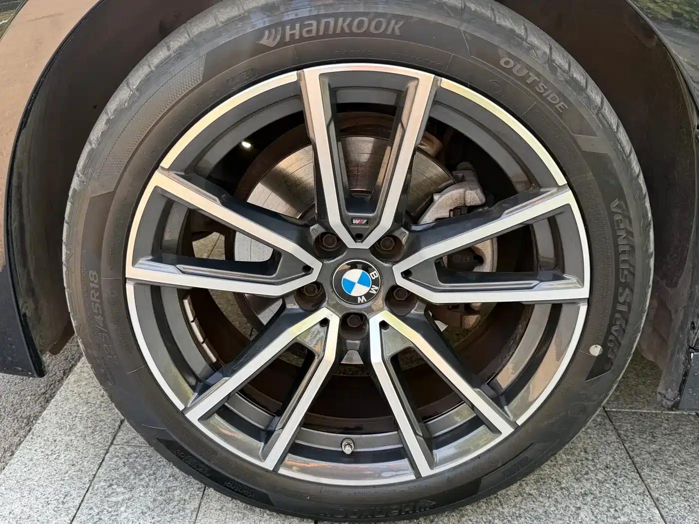 2022 BMW 3 Series 320Li M Sport Package — миниатюра 12