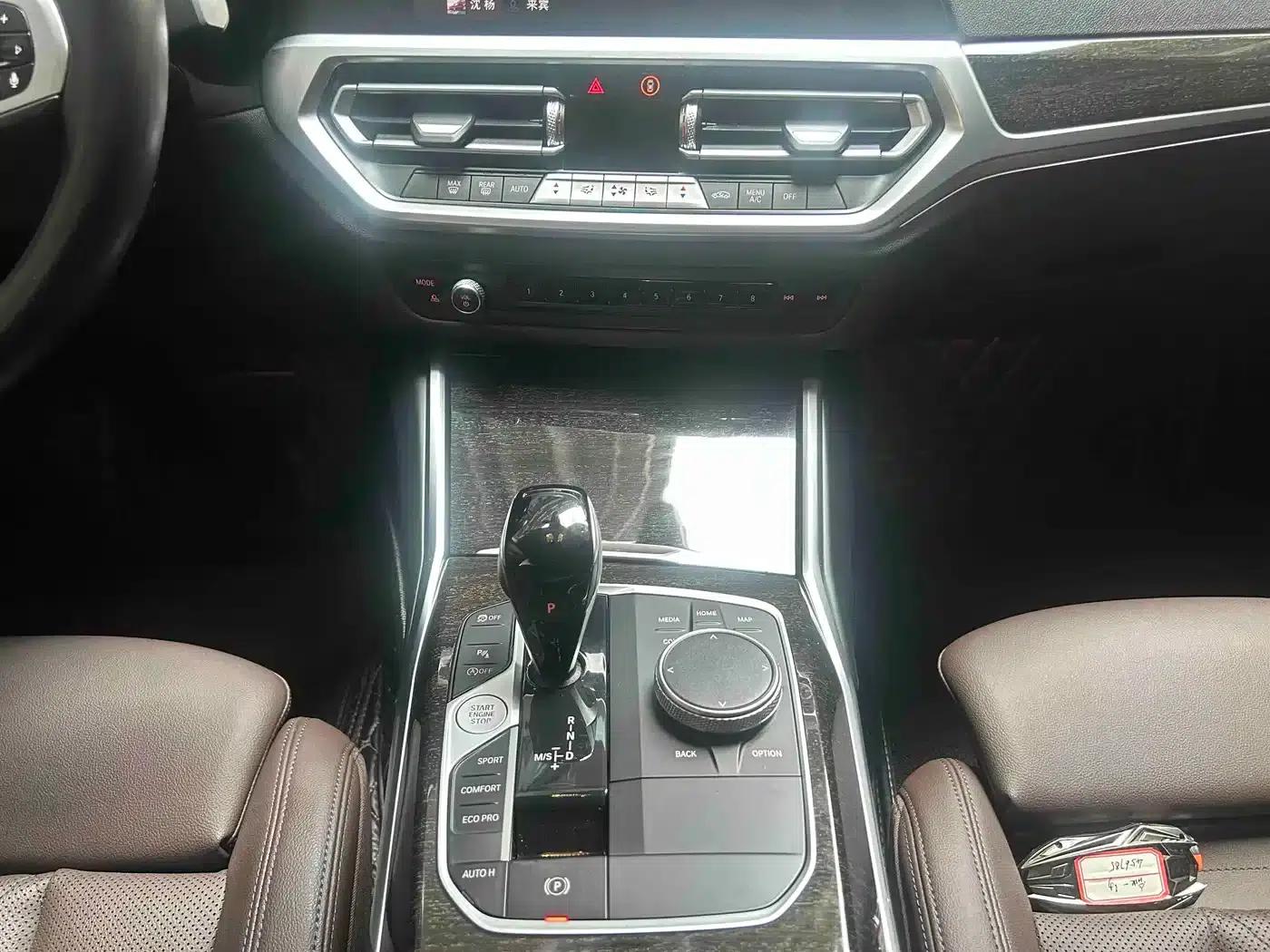 2022 BMW 3 Series 325Li M Sport Package — миниатюра 5