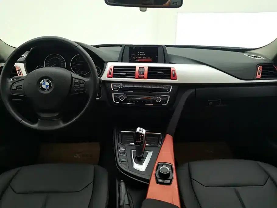 BMW 3 Series 2015 320i Fashion Edition — миниатюра 12