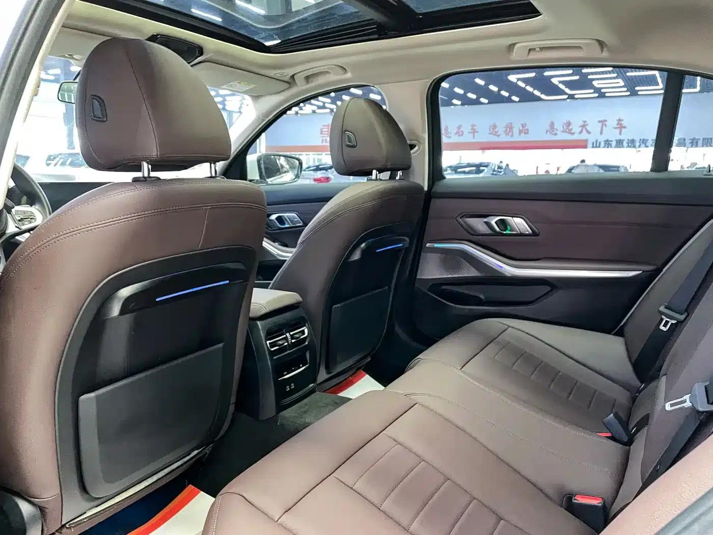 2020 BMW 3 Series 320Li M Sport Package — миниатюра 14