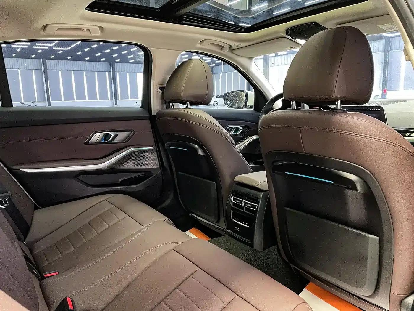 2020 BMW 3 Series 320Li M Sport Package — миниатюра 16