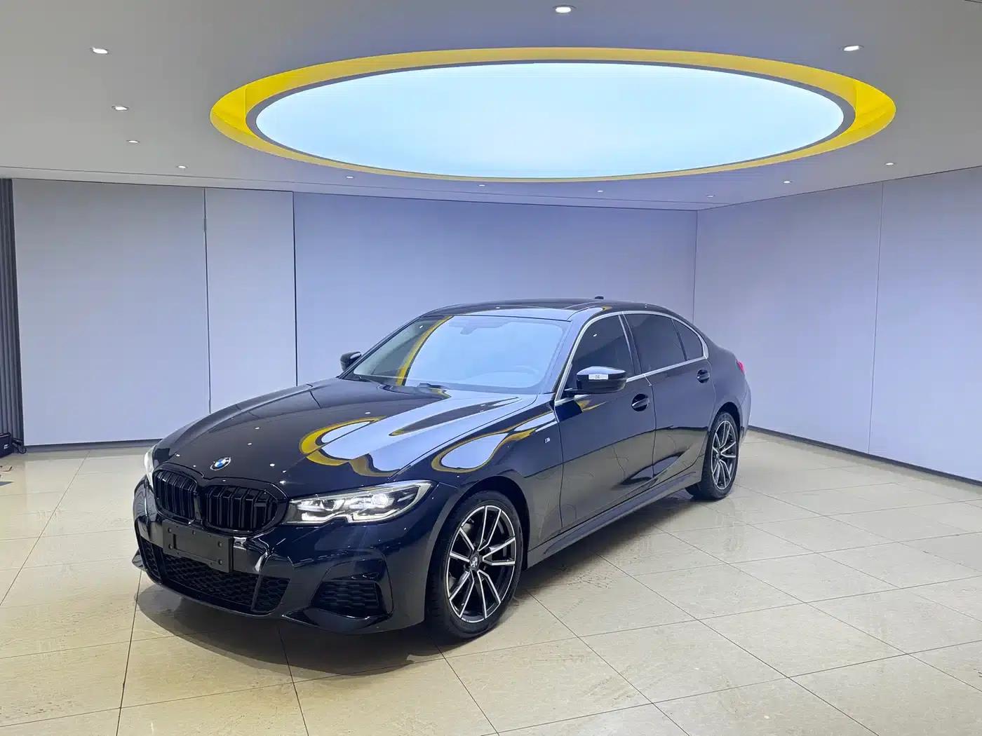 2022 BMW 3 Series 320Li M Sport Package — миниатюра 1
