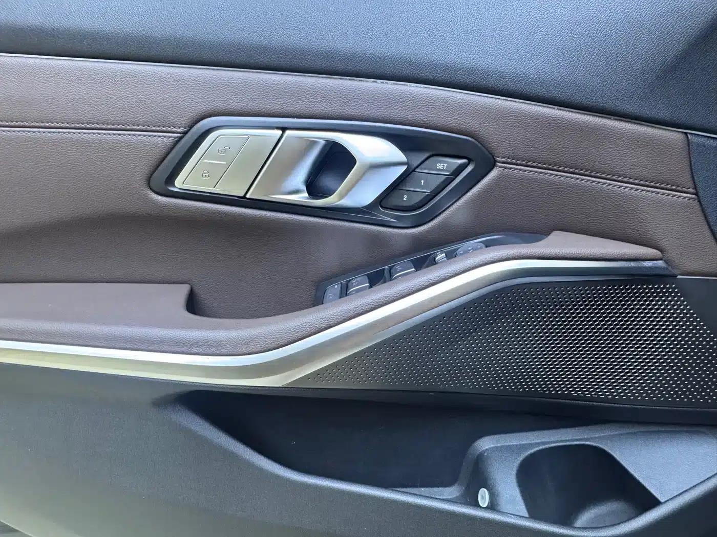 2022 BMW 3 Series 320Li M Sport Package — миниатюра 16