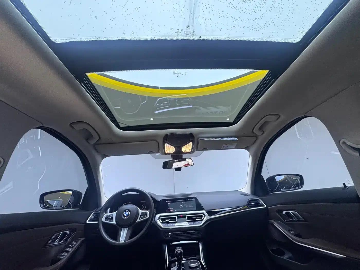 2022 BMW 3 Series 320Li M Sport Package — миниатюра 7