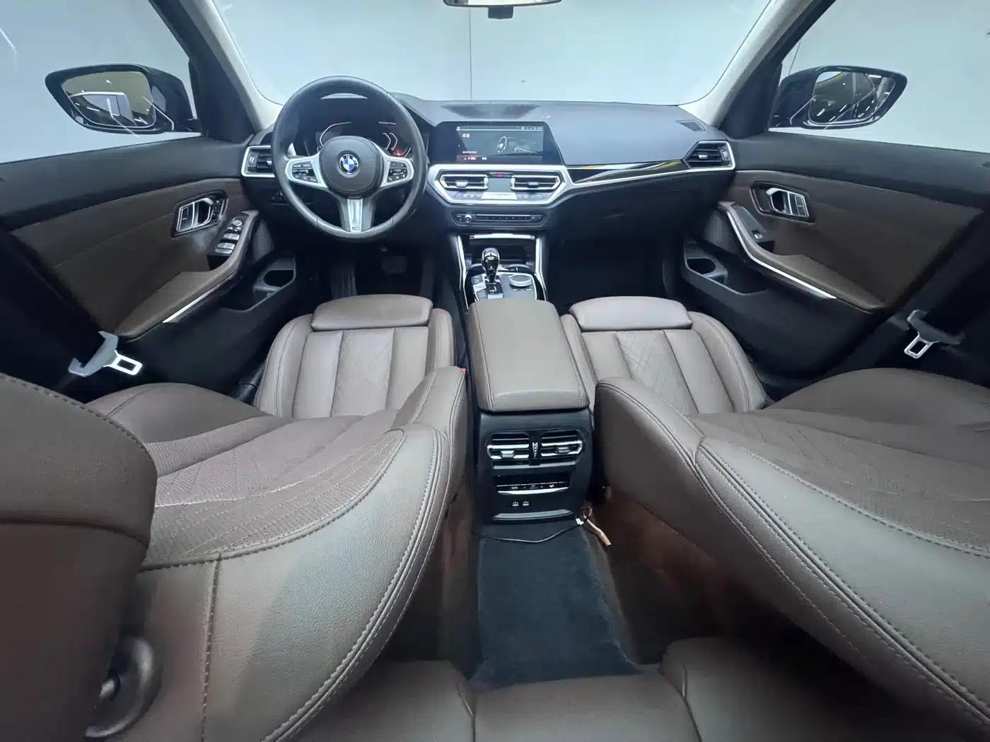2022 BMW 3 Series 320Li M Sport Package — миниатюра 8