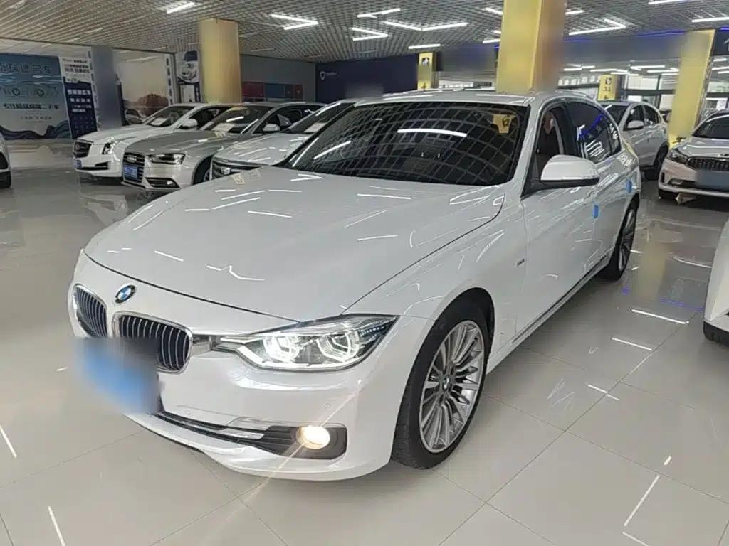 2017 BMW 3 Series 320Li Luxury Design Package — миниатюра 1