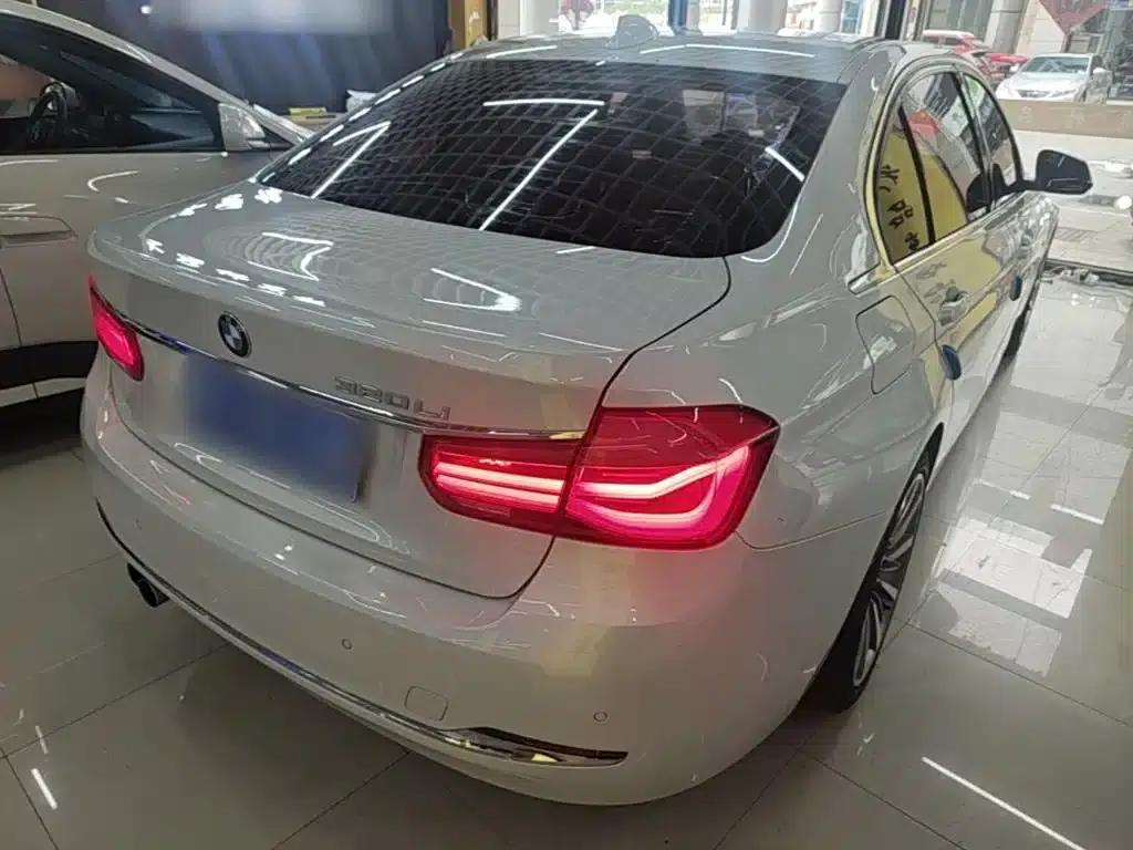 2017 BMW 3 Series 320Li Luxury Design Package — миниатюра 7