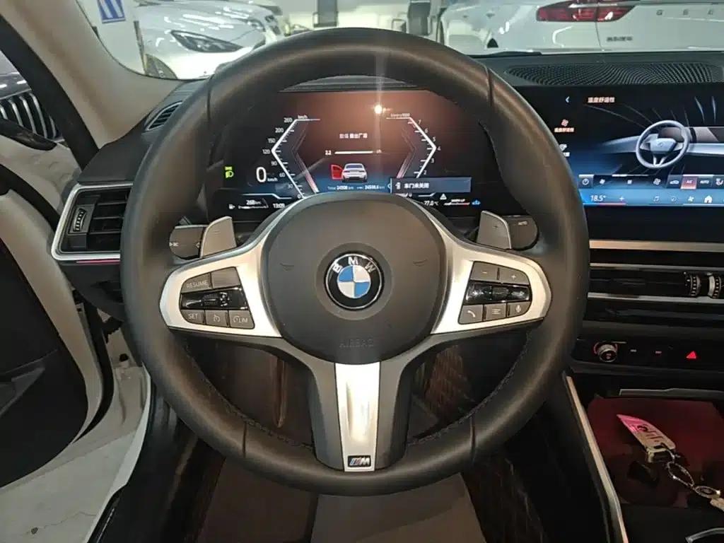 2024 BMW 3 Series 325i M Sport Package — миниатюра 11