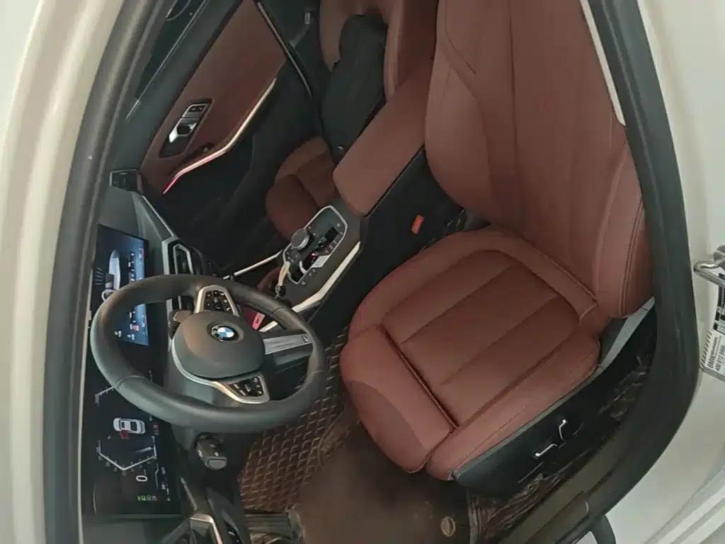 2024 BMW 3 Series 325i M Sport Package — миниатюра 15
