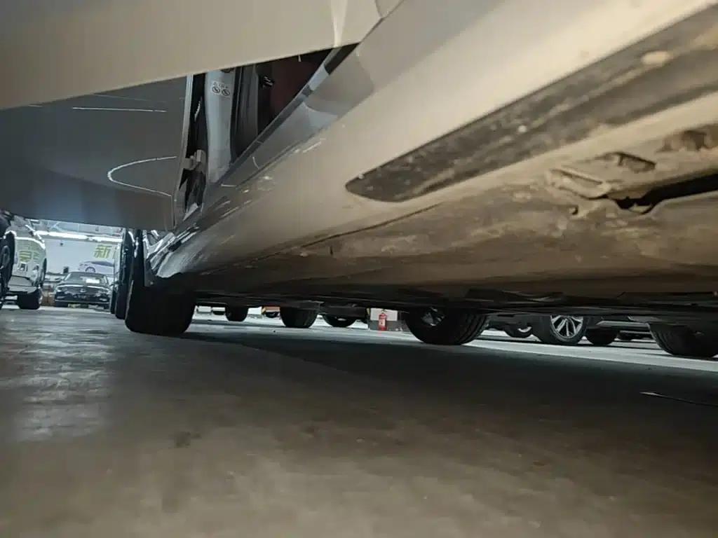 2024 BMW 3 Series 325i M Sport Package — миниатюра 21