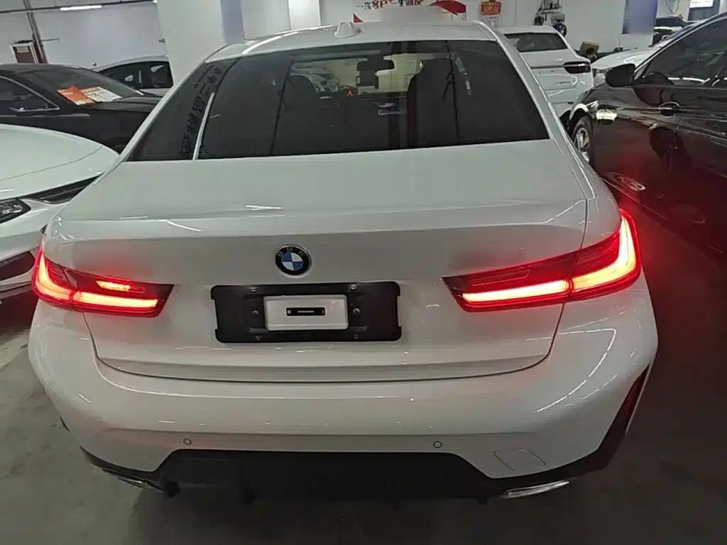 2024 BMW 3 Series 325i M Sport Package — миниатюра 6