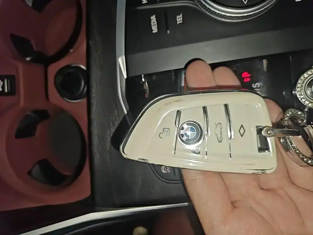 2024 BMW 3 Series 325i M Sport Package — миниатюра 9