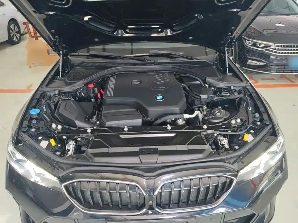 2023 BMW 3 Series 320Li M Sport Package — миниатюра 20