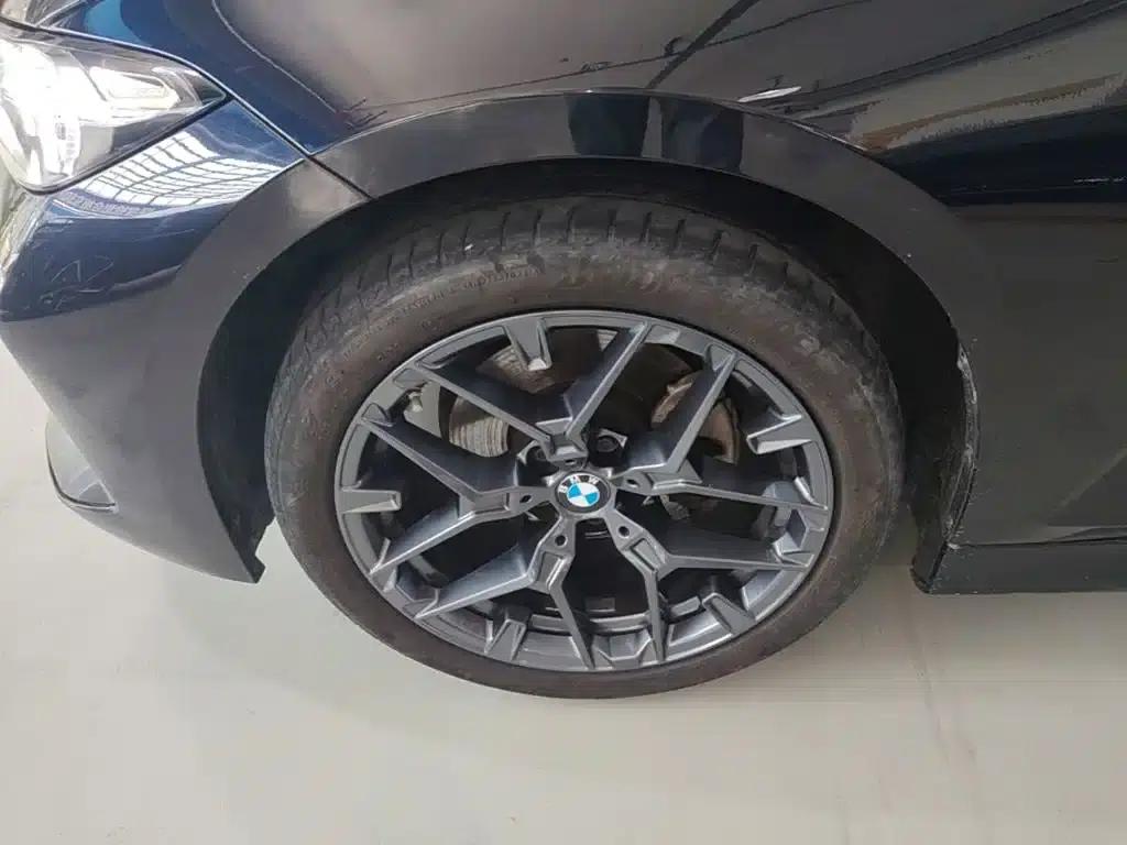 2023 BMW 3 Series 320Li M Sport Package — миниатюра 23