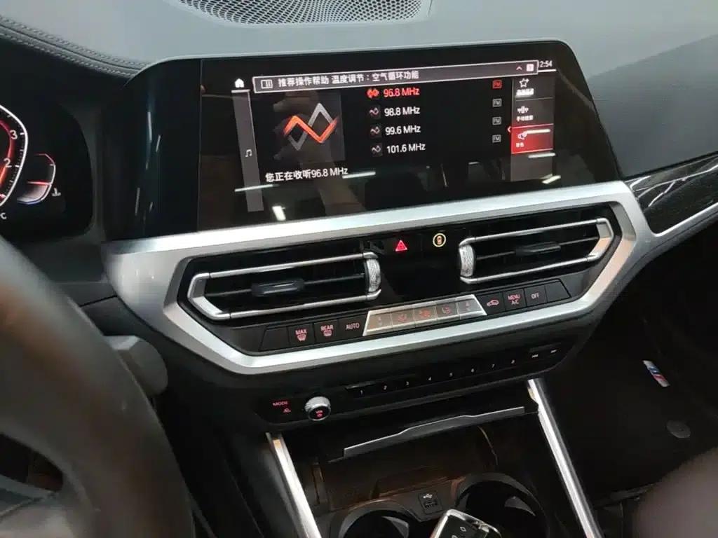 2020 BMW 3 Series Facelift 325Li M Sport Package — миниатюра 13