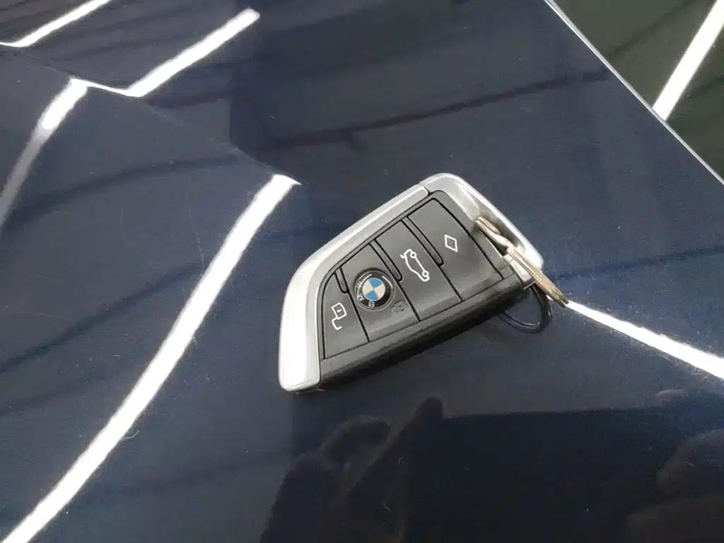 2020 BMW 3 Series Facelift 325Li M Sport Package — миниатюра 9