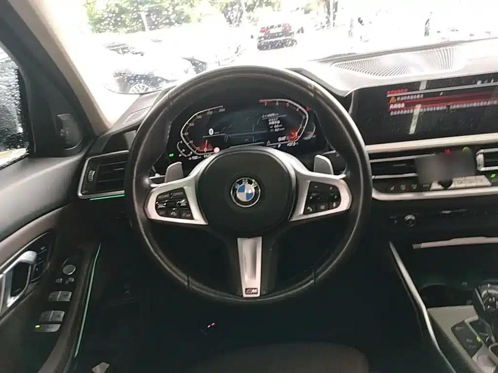 2022 BMW 3 Series 330Li xDrive M Sport Shadow Edition — миниатюра 11