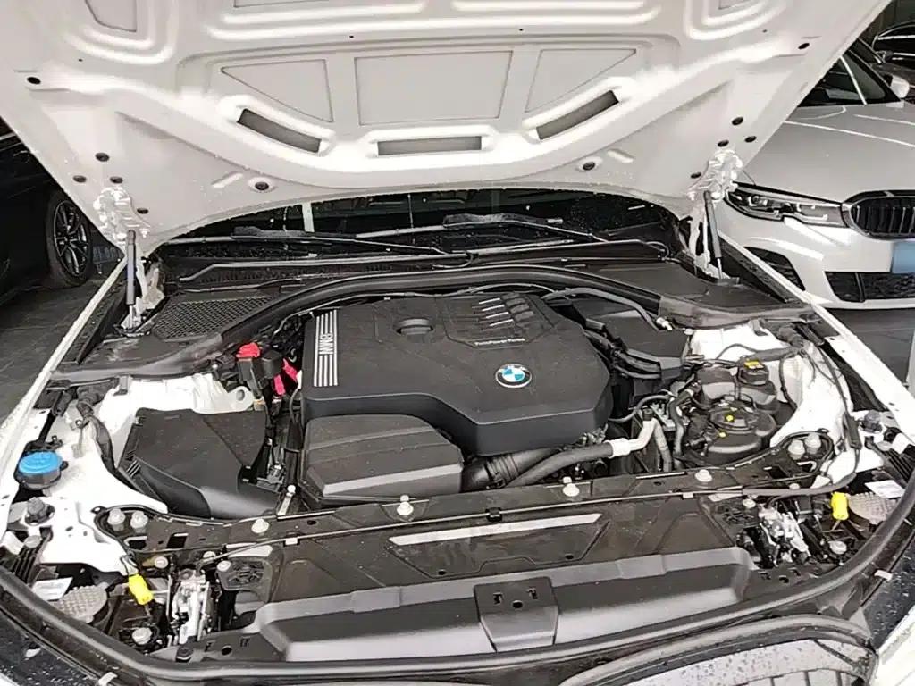 2022 BMW 3 Series 330Li xDrive M Sport Shadow Edition — миниатюра 20