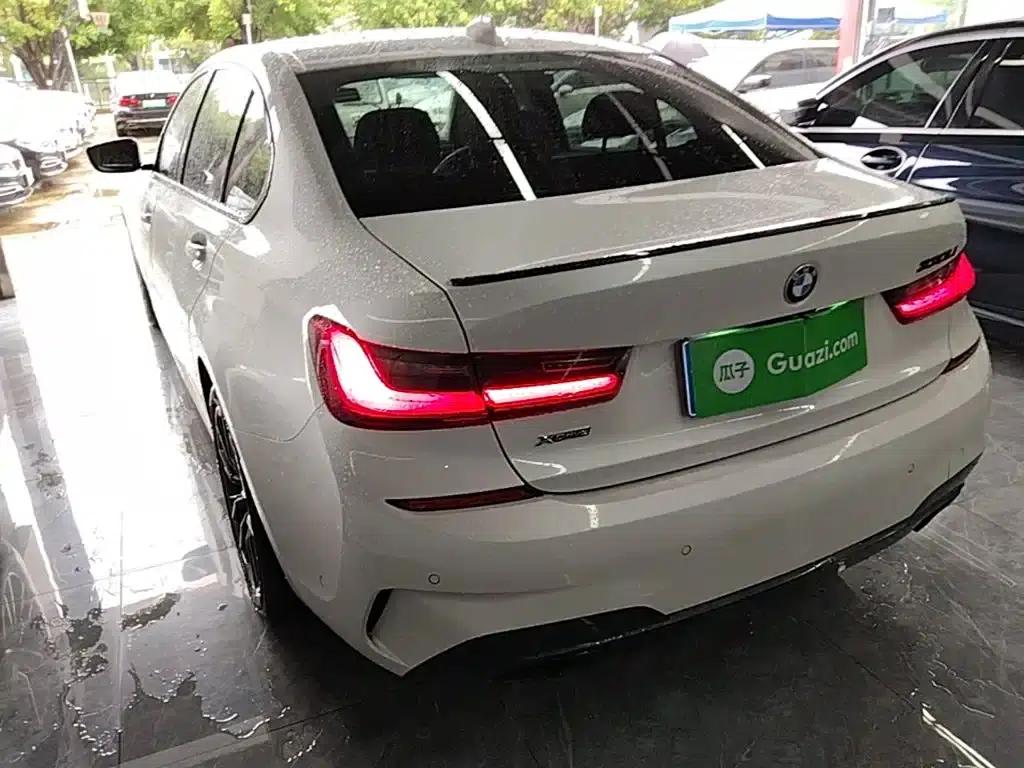 2022 BMW 3 Series 330Li xDrive M Sport Shadow Edition — миниатюра 5
